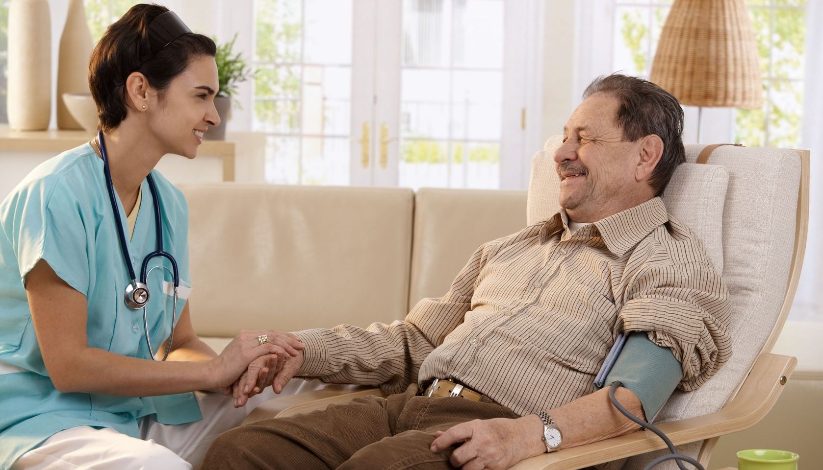 What Advantages Do Employing A Nursing Attendant At Home?